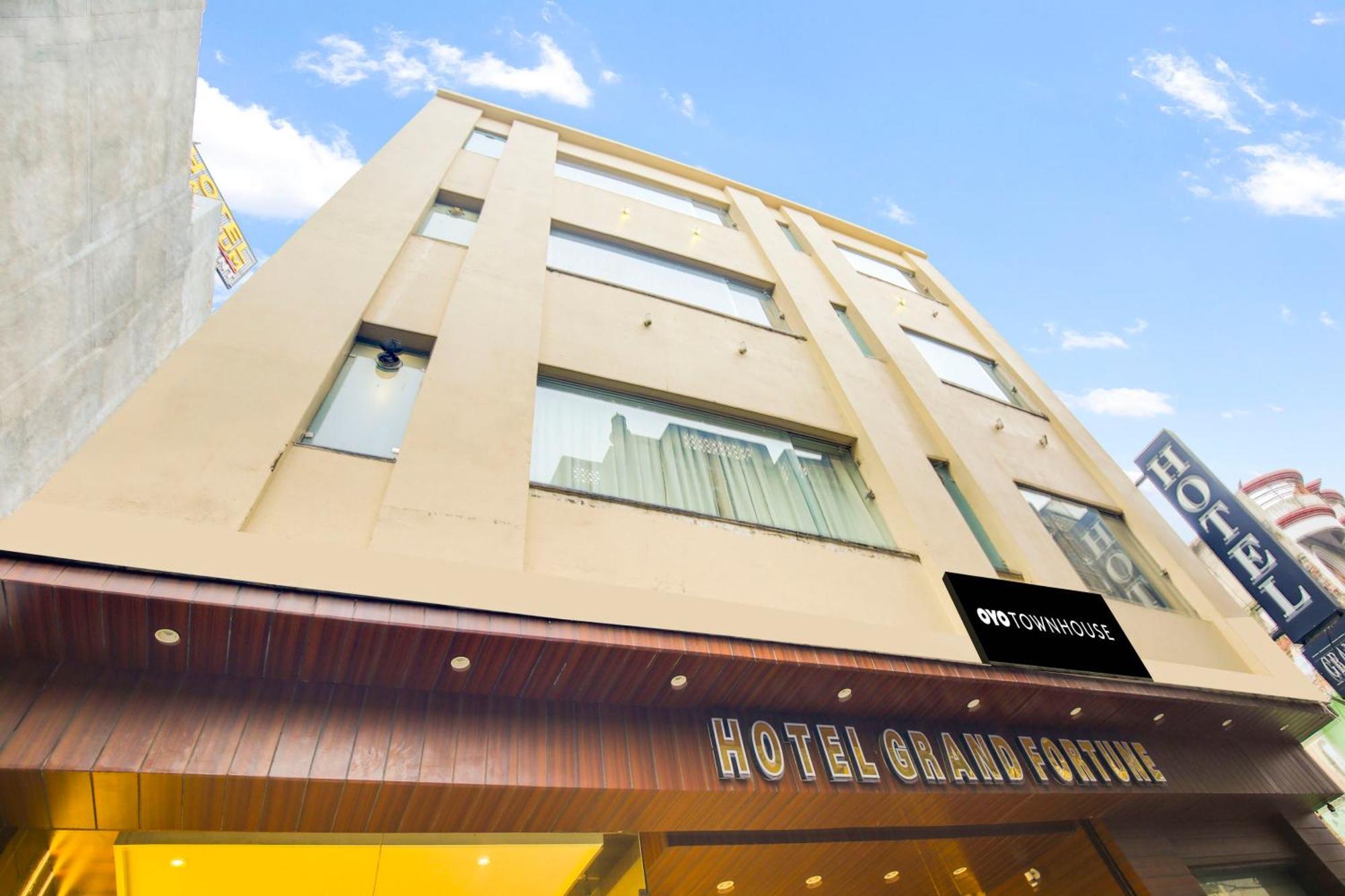 Super Townhouse Grand Fortune أمريتسار المظهر الخارجي الصورة