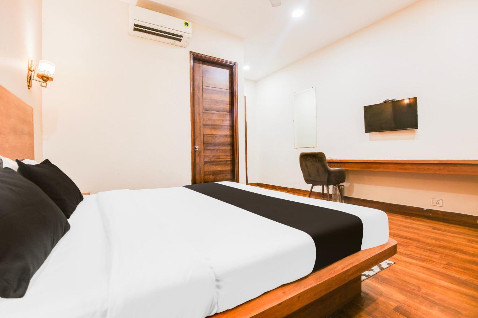 Super Townhouse Grand Fortune أمريتسار المظهر الخارجي الصورة